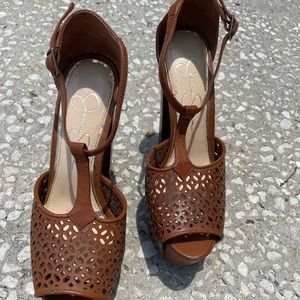 Jessica Simpson platform heels